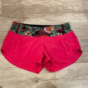 NEW Lululemon athletica women’s shorts size 4
